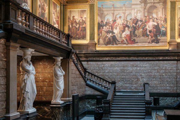 Quelles sont les pratiques d'arnaques les plus courantes chez les serruriers à Paris?